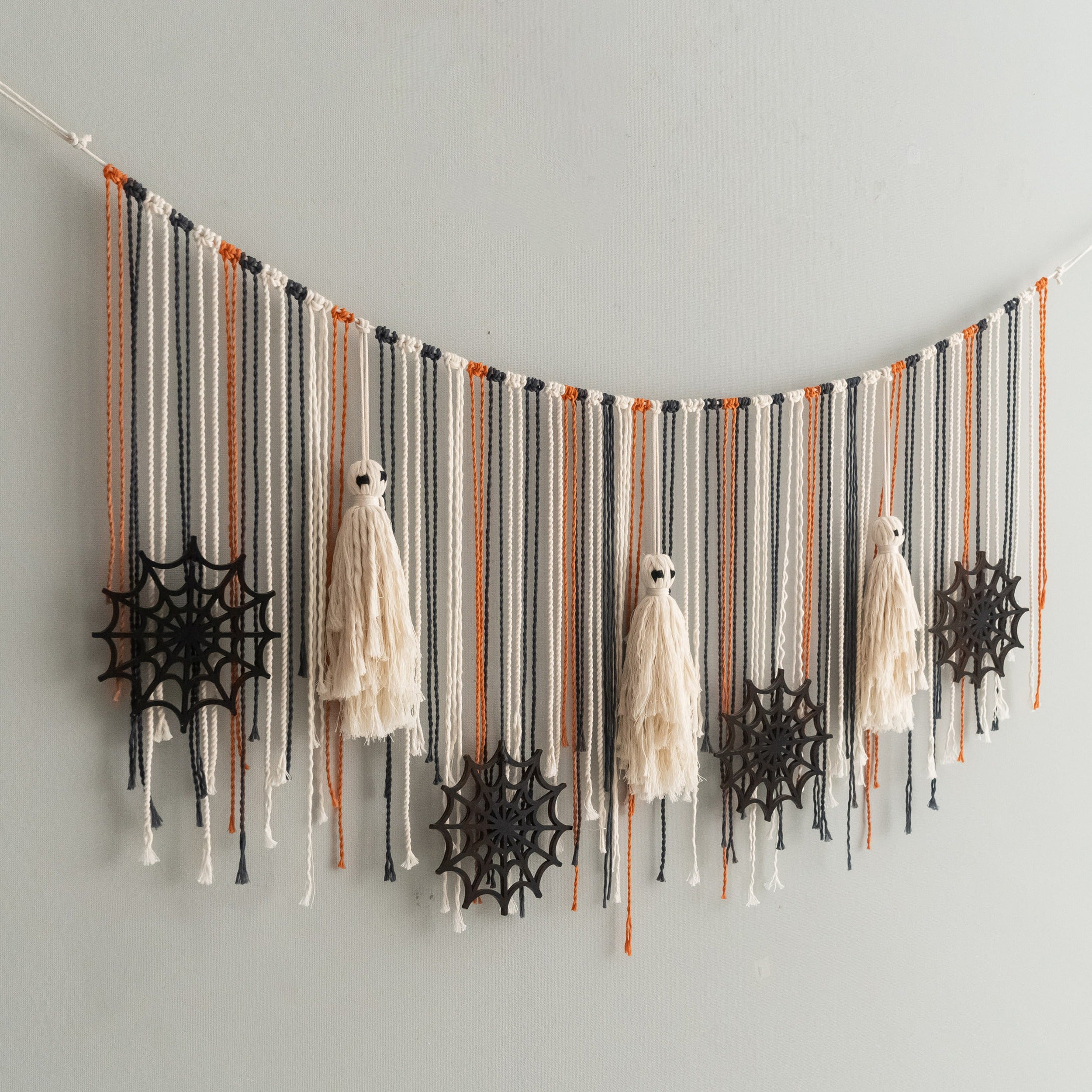 Macrame Ghost Garland macrame cord for halloween wall decor U14