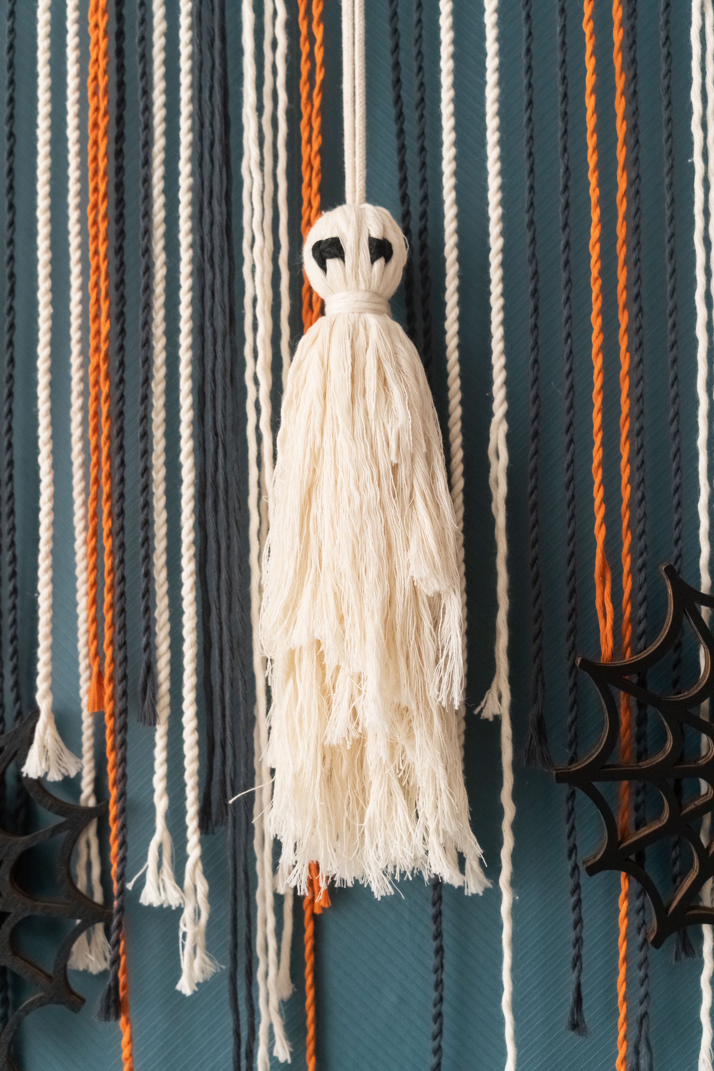 Halloween Macrame Wall Hanging Decor macrame cord for hanging halloween decorations and whimsical halloween decor U14