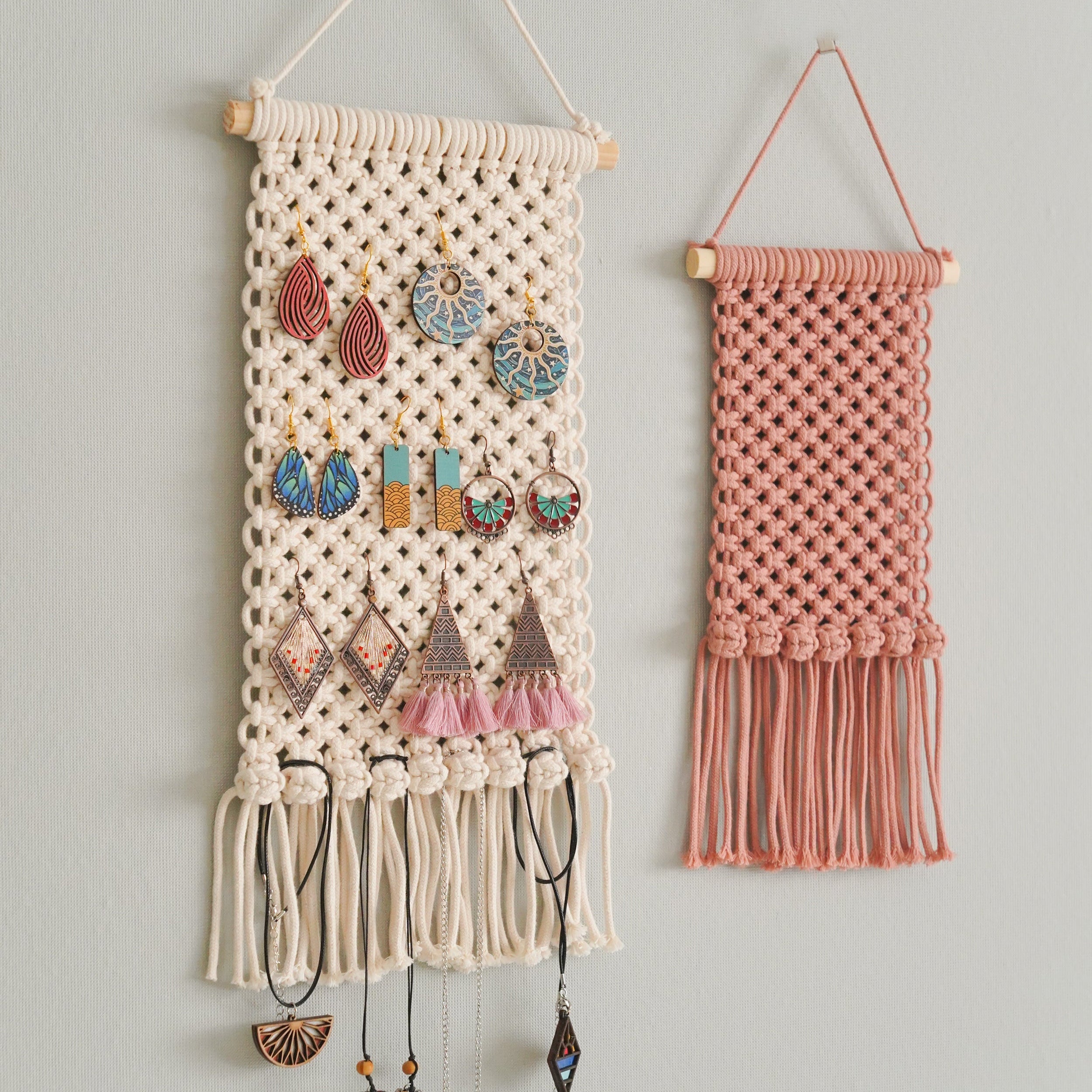 Macrame Earring Holder – Boho Jewelry Organizer Wall Hanging H83