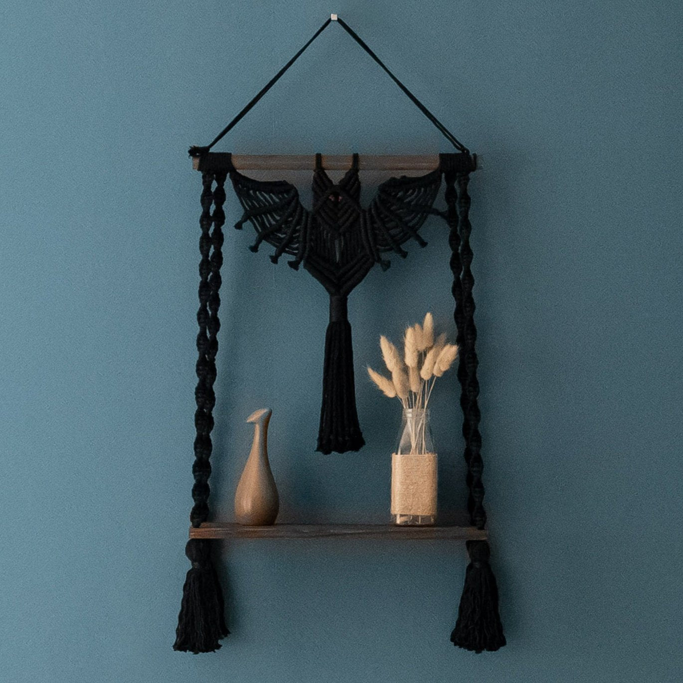 Elegant Macrame Bat Wall Hanging for Spooky Halloween Decor