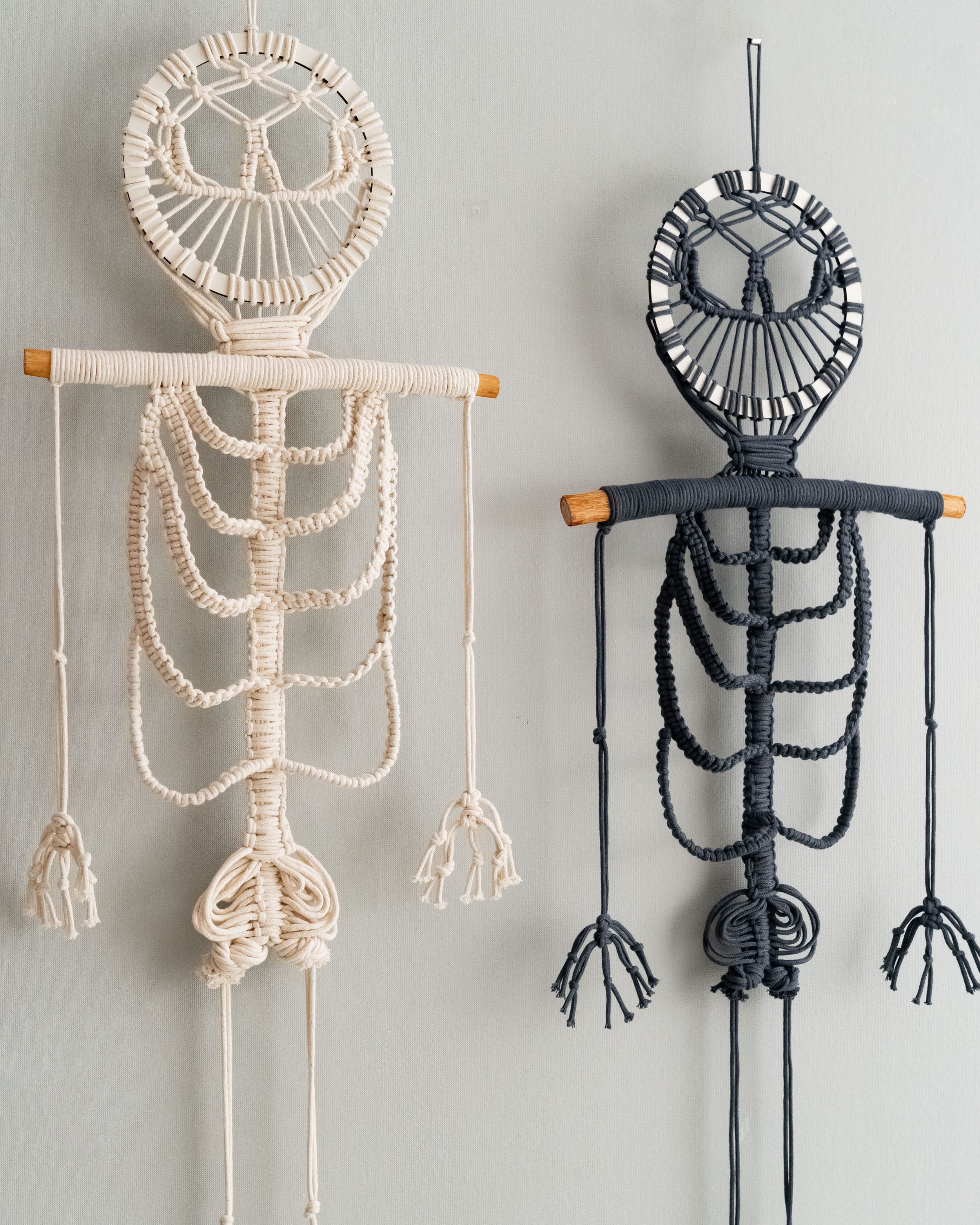 Skeleton Halloween Wall Hanging For Spooky Wall Art