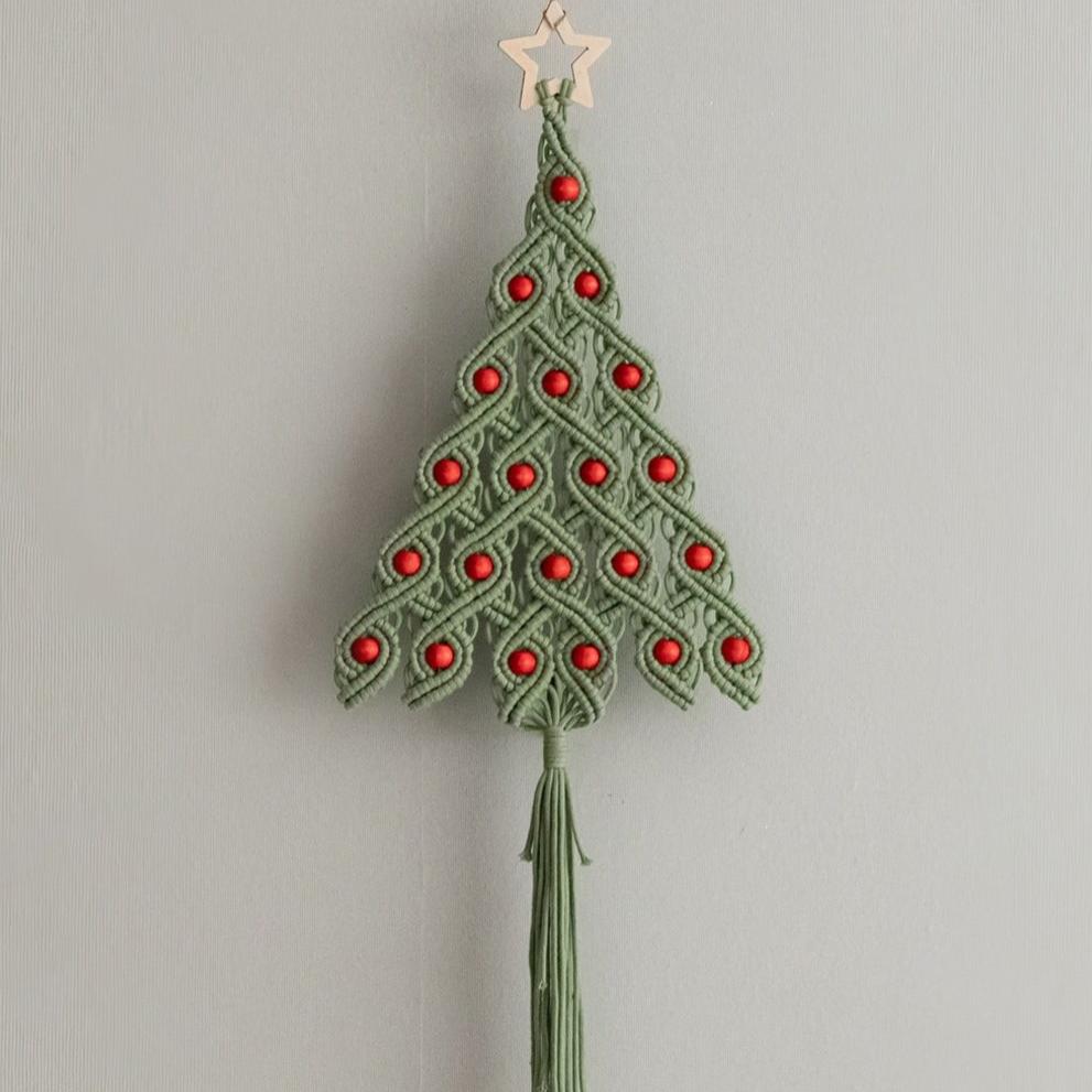 Árbol de Navidad de macramé para colgar en la pared como decoración navideña 